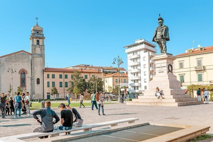 Romantic Pisa: City Exploration Game