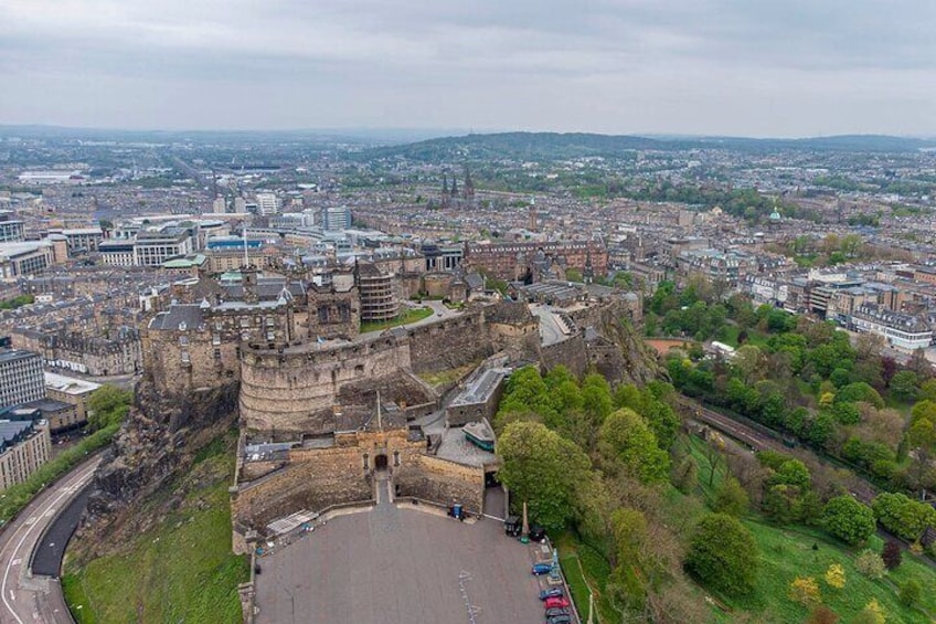 Edinburgh Castle: Skip-the-Line Guided Tour