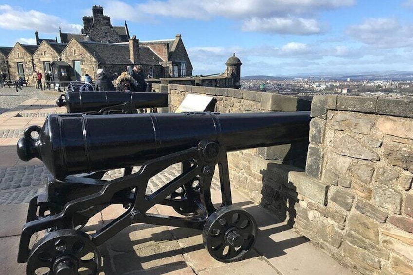 Edinburgh Castle: Skip-the-Line Guided Tour