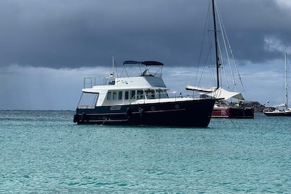 Ceiba Puerto Rico Isla Pineros Private Yacht Expedition