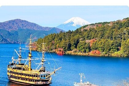 Mt. Fuji & Hakone Tour Lake Ashi, Owakudani & Ropeway Adventure