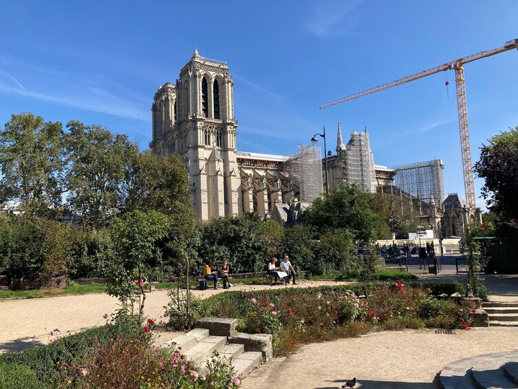 Notre Dame Outdoor Walking Tour with Crypt Entry