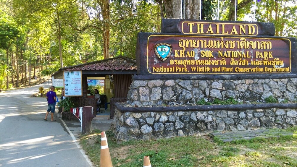 2-Day Khao Sok Jungle Safari from Krabi with Overnight Stay