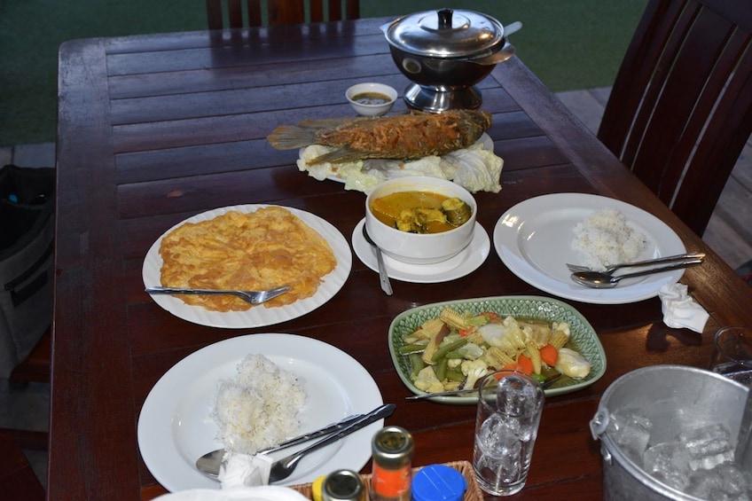 Dinner on Cheow Lan Lake in Thailand