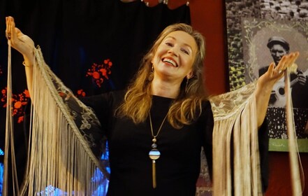 Algarve, Alte: Intimate Fado Concert with Renata Violetta
