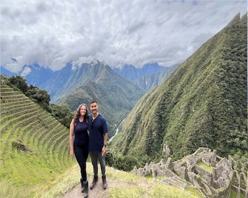 Cusco: Machu Picchu 1-Day Inca Trail with Train