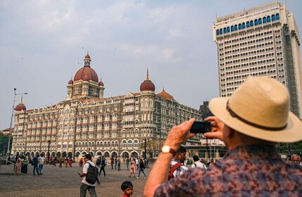 Bombay Fort & Gateway of India Walking Tour