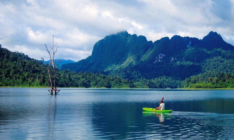 One Day Tour by Longtail Boat on Cheow Lan Lake from Krabi