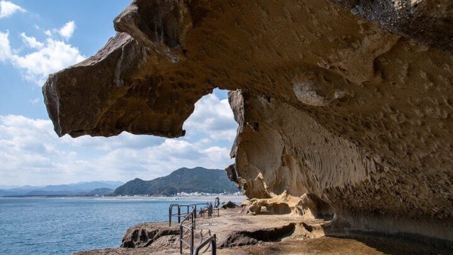 Mie Explore Onigajo World Heritage Sea Cliffs Tour