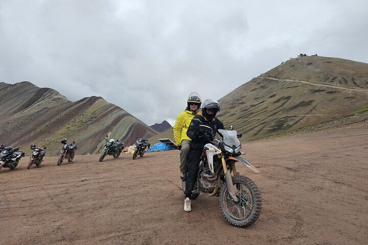 Colorful Mountain Tour departing at 8:00 am without early morning