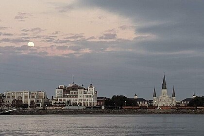 Walking Tour on the Mississippi