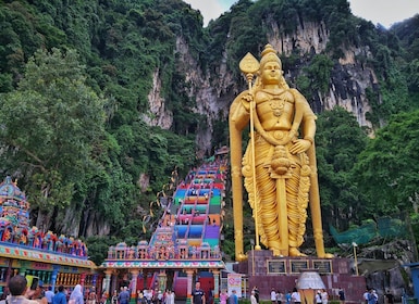 Kuala Lumpur: Batu Caves Sunset Tour with Banana Leaf Dinner