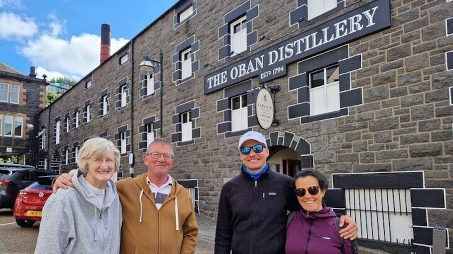 Oban Town Daily Walking Tour