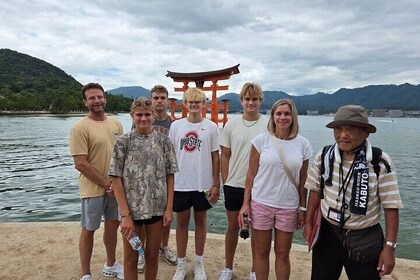 Hiroshima Peace Museum and Miyajima Private Tour