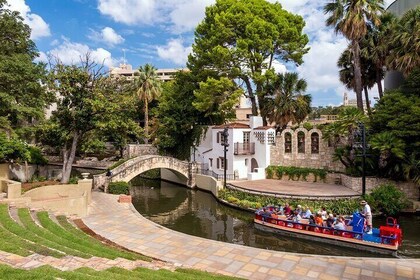 Explore San Antonio's Briscoe Western Art Museum Tour