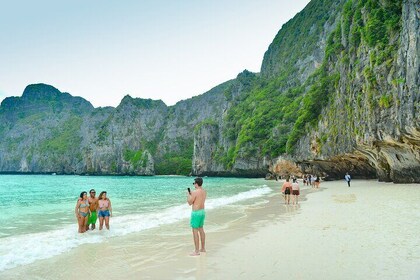 Phi Phi and Bamboo Island Sunrise Catamaran Trip from Phuket