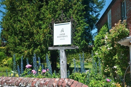 Private Sightseeing from Southampton Cruise to Jane Austens House