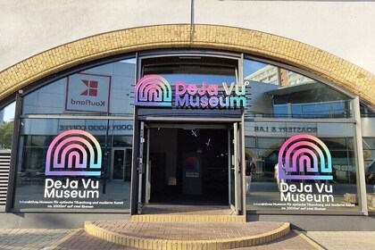 Berlin's DeJa Vu Museum Ticket and Museum Tour