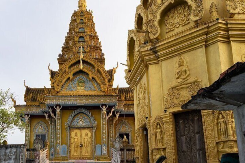 Phnom Sampov temple