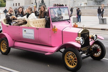 Vienna Christmas Market Tour – 3 Hours of Magical Festive Time