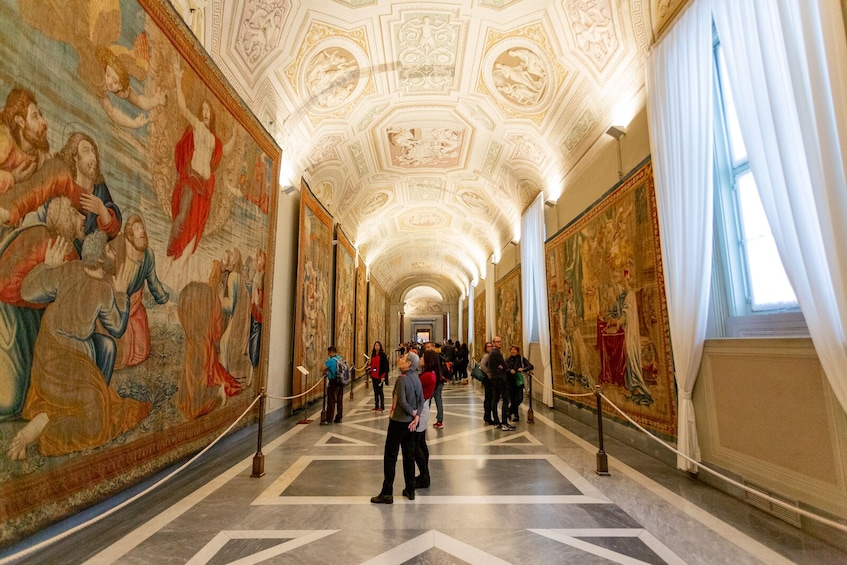 Skip-the-Line Vatican, Sistine Chapel & St. Peter Semi-Private Tour