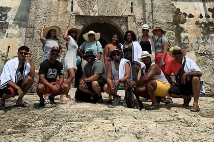 Earth Bomb Tour 360 History Caribbean Beach and Food