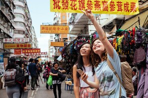Private Tour of Kowloon With Local