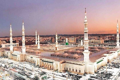 Madinah Holy Places / Ziyarat Tour (Private)