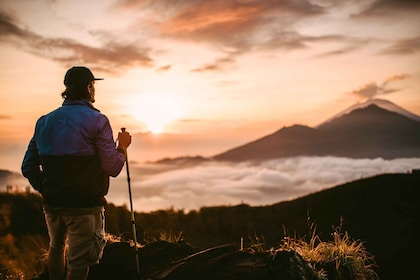Bali: Mount Batur Caldera Trek, Lake Boat & Coffee Tour