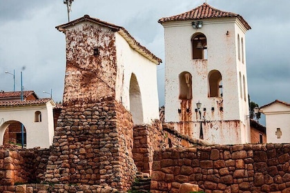 Full Day Chinchero in Maras and Moray with Lunch in Tiobamba