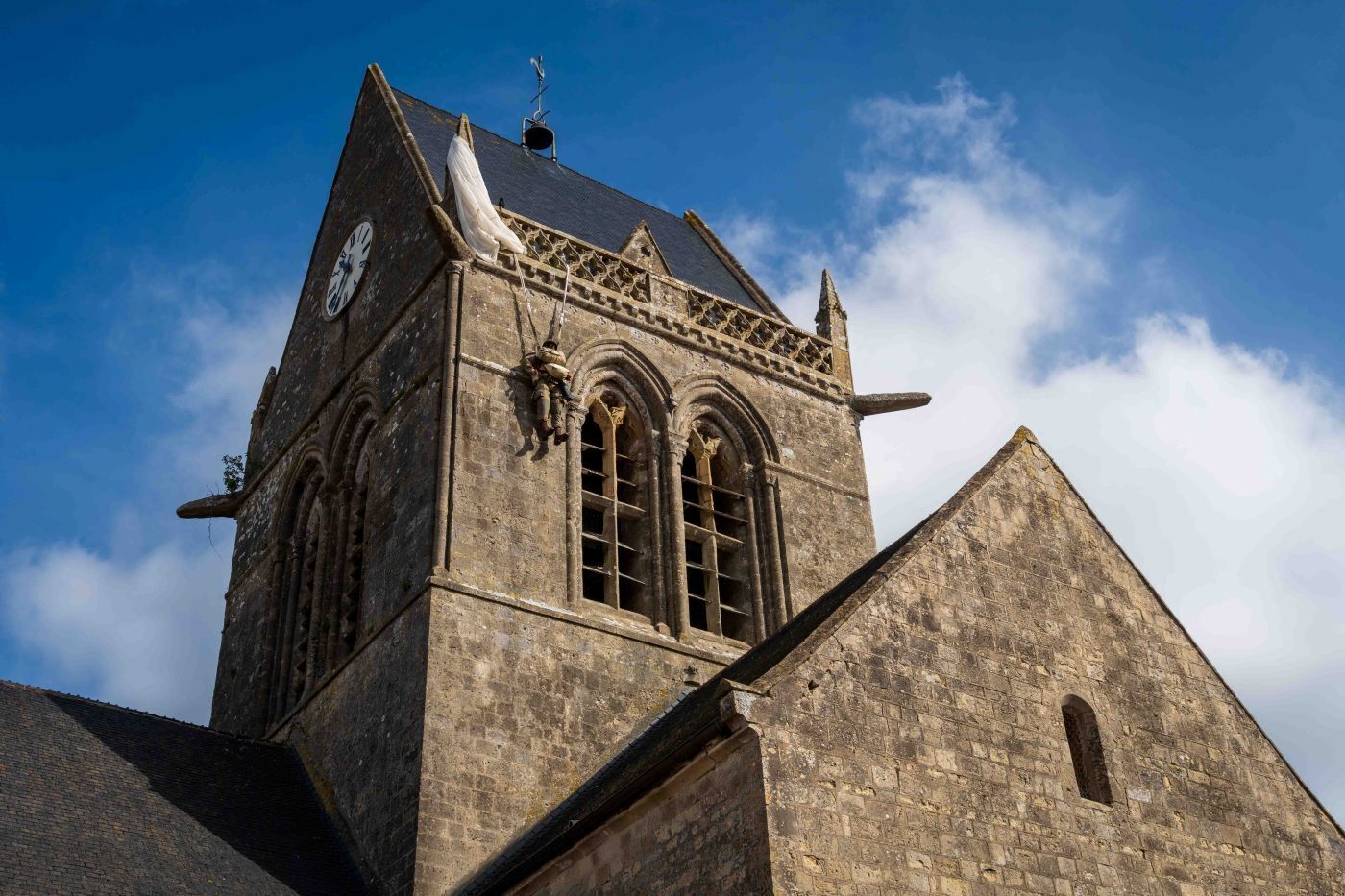 Normandy D-Day Beaches & Memorials from Paris
