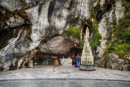 Lourdes Day Trip from Paris Sanctuaries and Visits Included