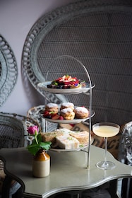 Oxford: Luxury Afternoon High Tea with River Views