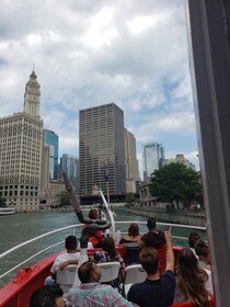 Chicago: Historical & Architectural Fireboat Cruise