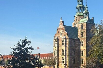 Skip the Line to Rosenborg Castle and Canal Cruise
