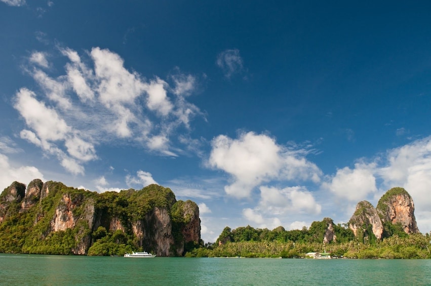 Day Tour from Phuket to 4 Islands around Krabi