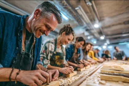 Gion Chopstick Making Workshop in Kyoto
