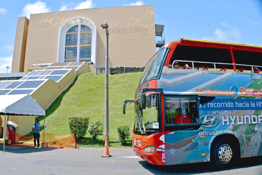 Panama Hop-On Hop-Off Bus Tour 