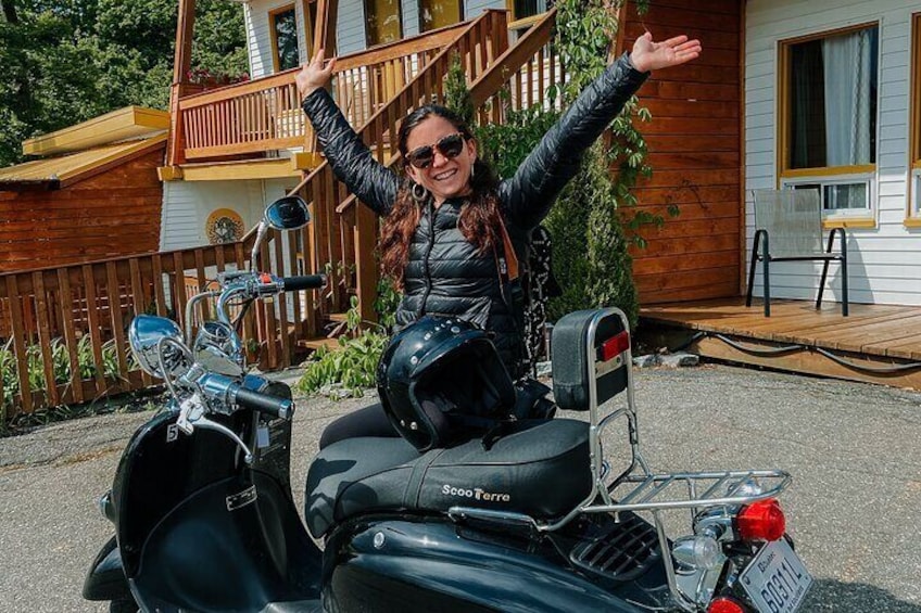 Quebec City : Guided Scooter Tour on Ile d'Orleans !