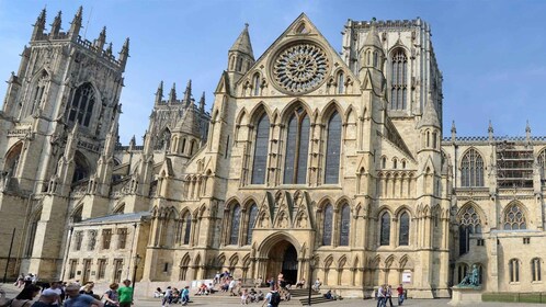 York Minster Exterior Guided Tour with Entry