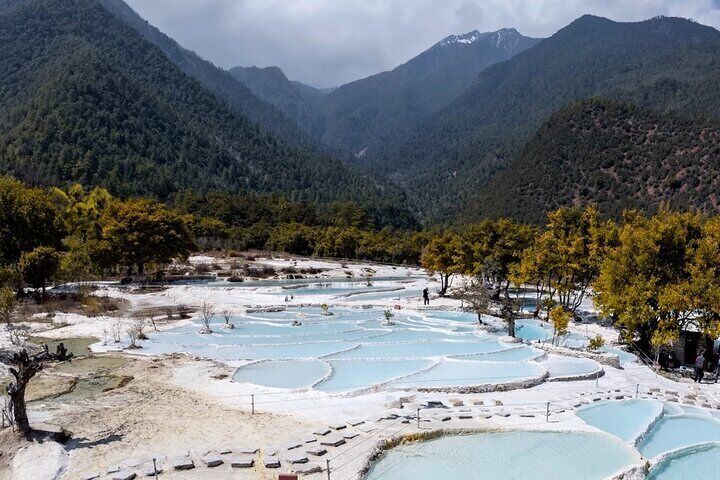 Shangri-La Day Tour Songzanlin Monastery and Napa Sea