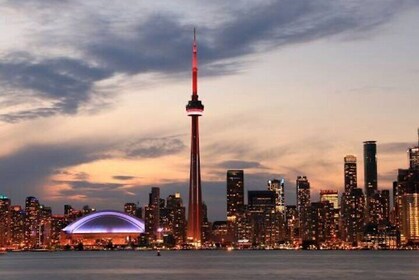 Personalized and Private Luxury Toronto Discovery Tour