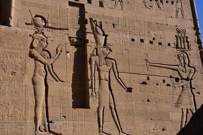 Aswan Private Philae Temple Visit & Nile Felucca Sailing Tour