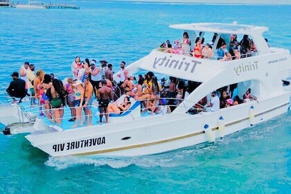 Punta Cana Party Boat Adventure with Snorkeling and Drinks