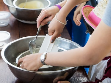 Pizza and Gelato Making - Cooking Class from Florence