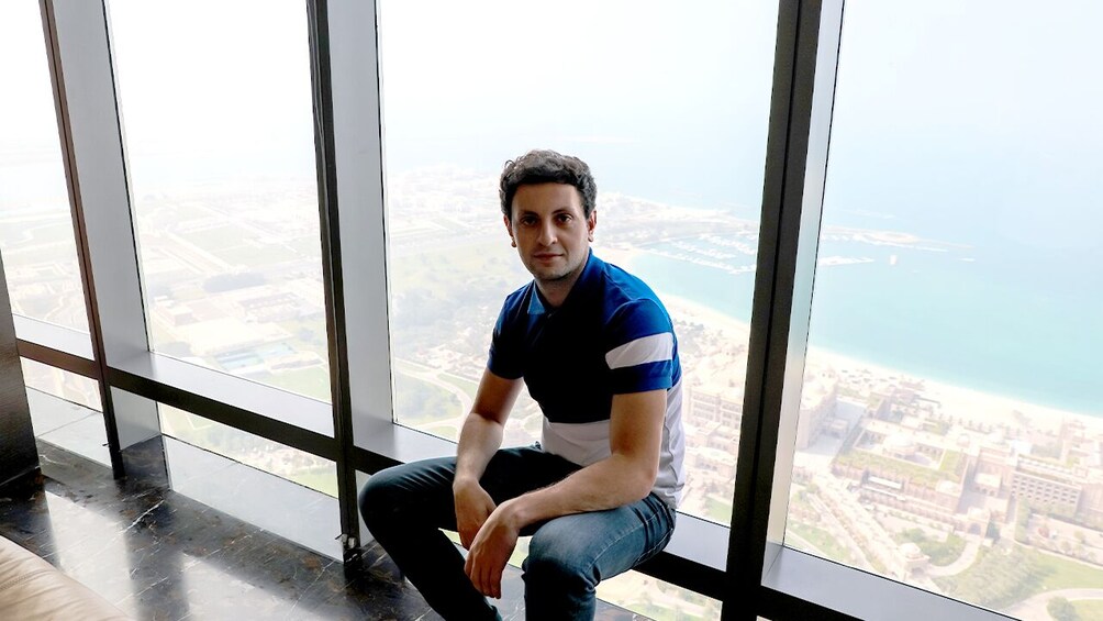 Abu Dhabi: Premium City Tour with Etihad Towers Ticket