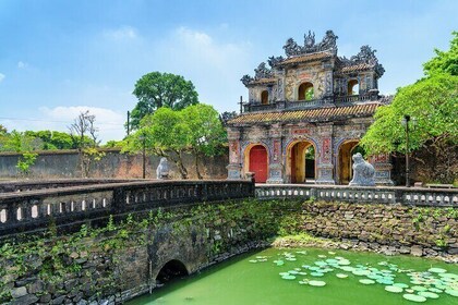 Private Shore Tour: Hue Imperial City & Perfume River Cruise