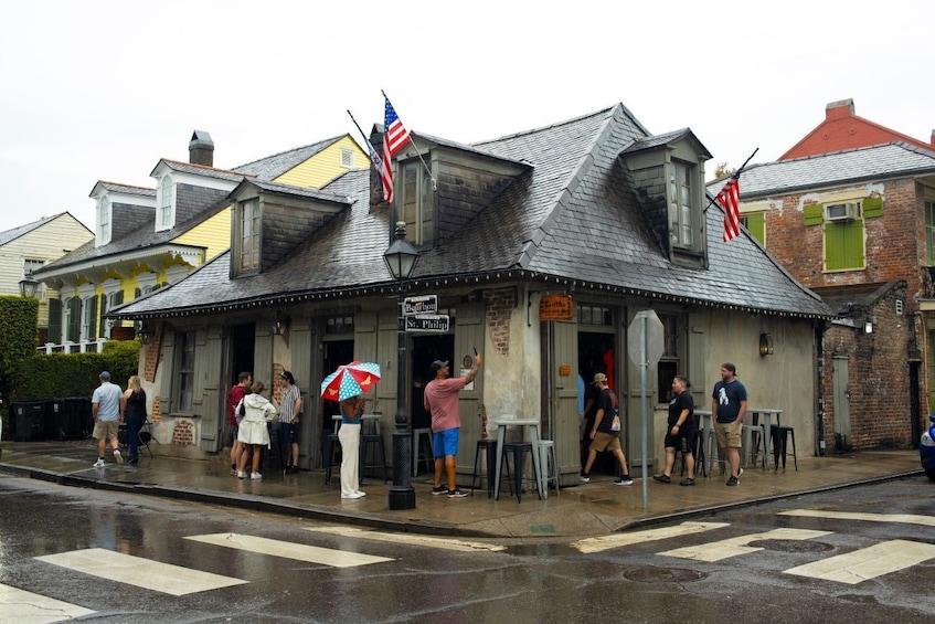 New Orleans French Quarter Small Group Food Tour