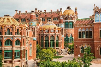 Barcelona Beyond Gaudí - Private Tour