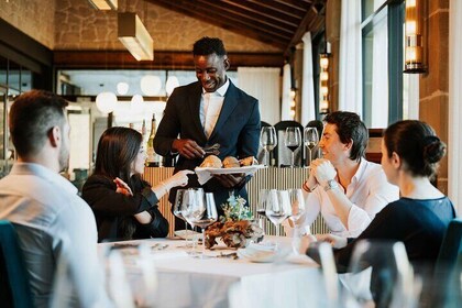 Exclusive Rioja Wine Tasting and Gourmet Lunch from Bilbao